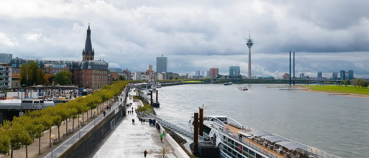 Düsseldorf – Spedition & Direkttransporte vor Ort